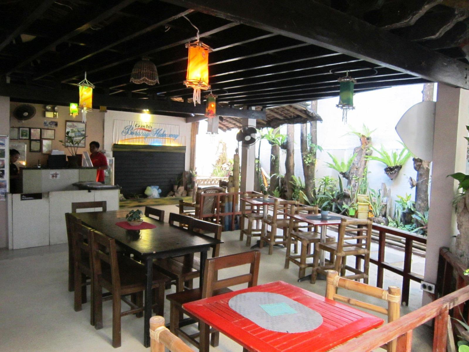 Quoalla Hotel Boracay Balabag  Exterior photo